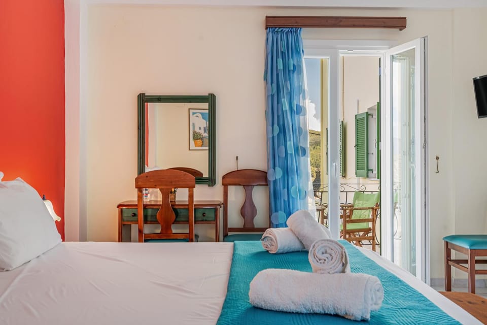 Property building, Living room, Bedroom