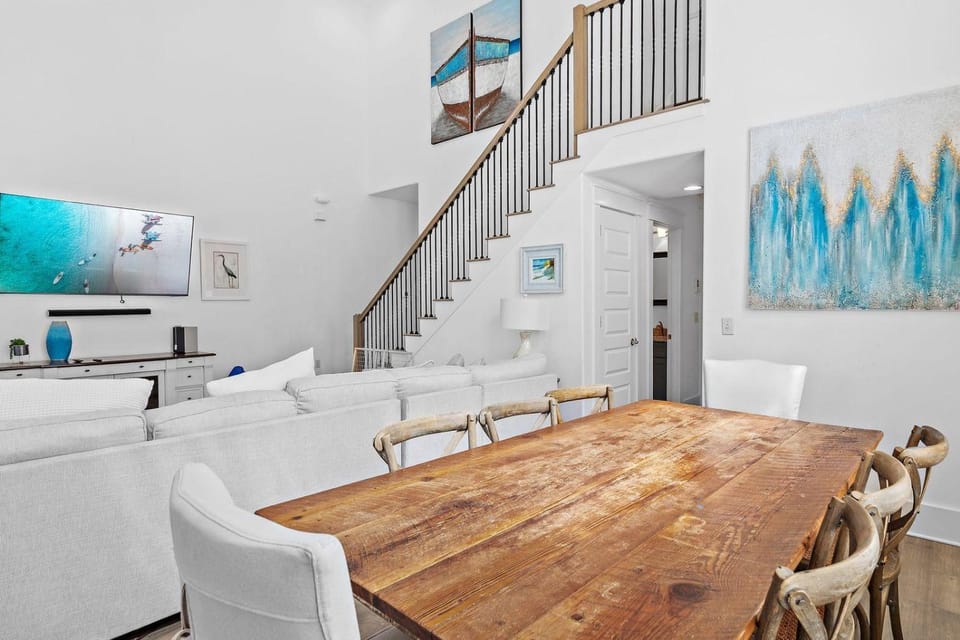Frangista Beach: Whispering Palms House in Miramar Beach