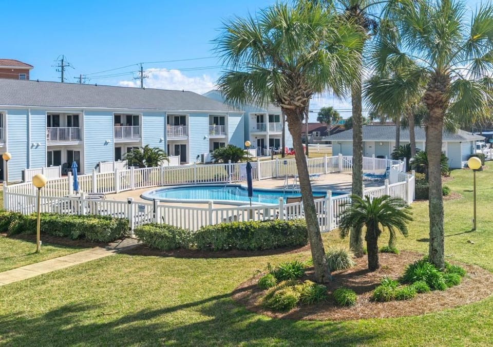 Tradewinds Condominium #2 House in Miramar Beach