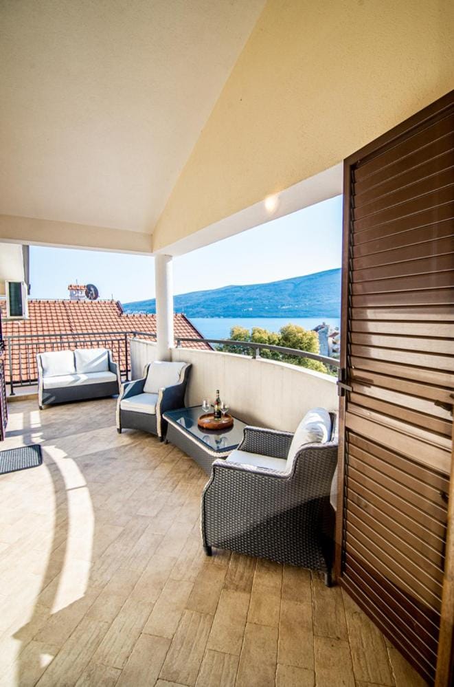 Boka Apartment Apartment in Kotor Municipality