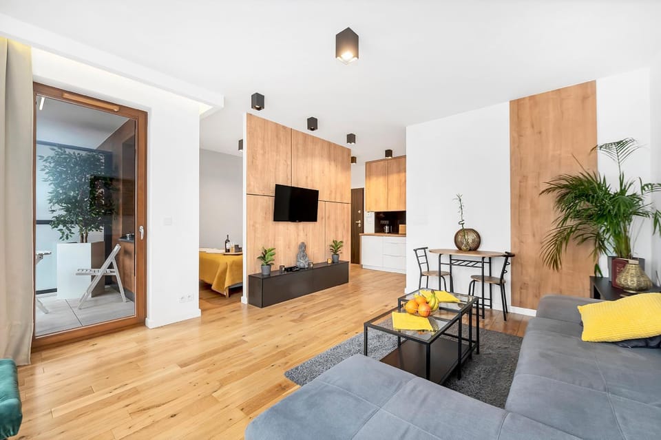 TV and multimedia, Balcony/Terrace, Living room, Seating area, Dining area