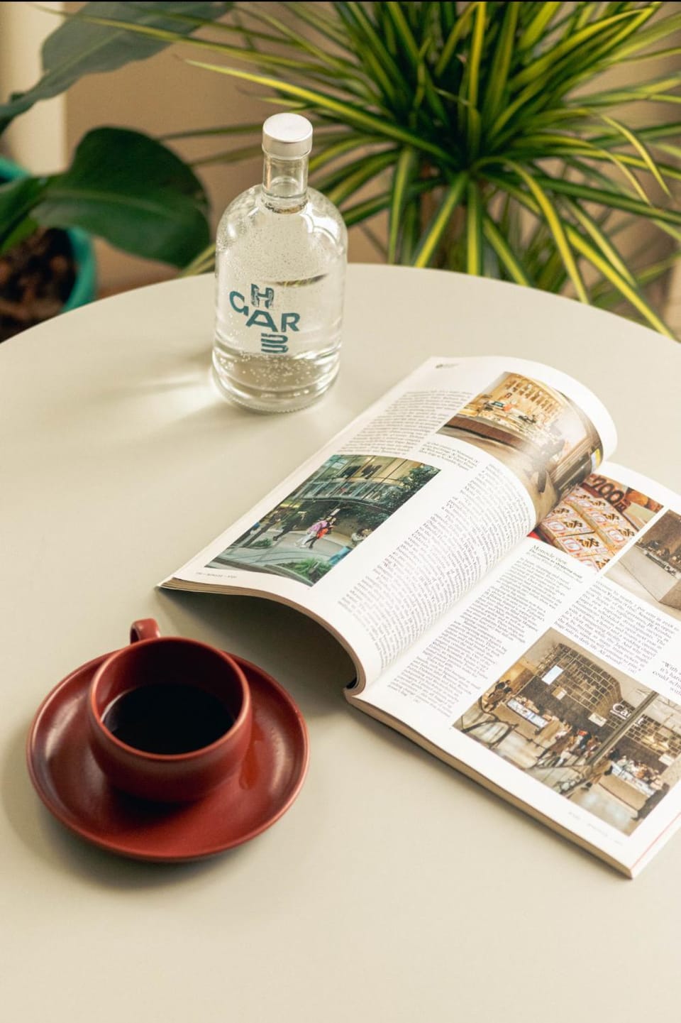 Coffee/tea facilities, Food and drinks, Food