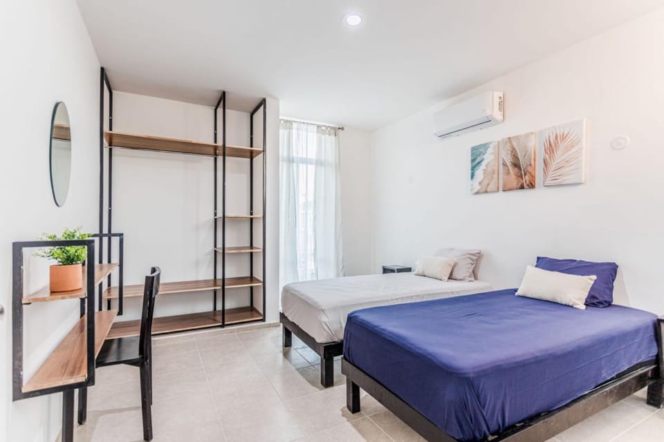 Bed, Photo of the whole room, Bedroom, air conditioner