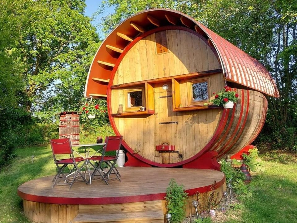 L'authentique Tonneau à Cidre d'Emma House in Normandy
