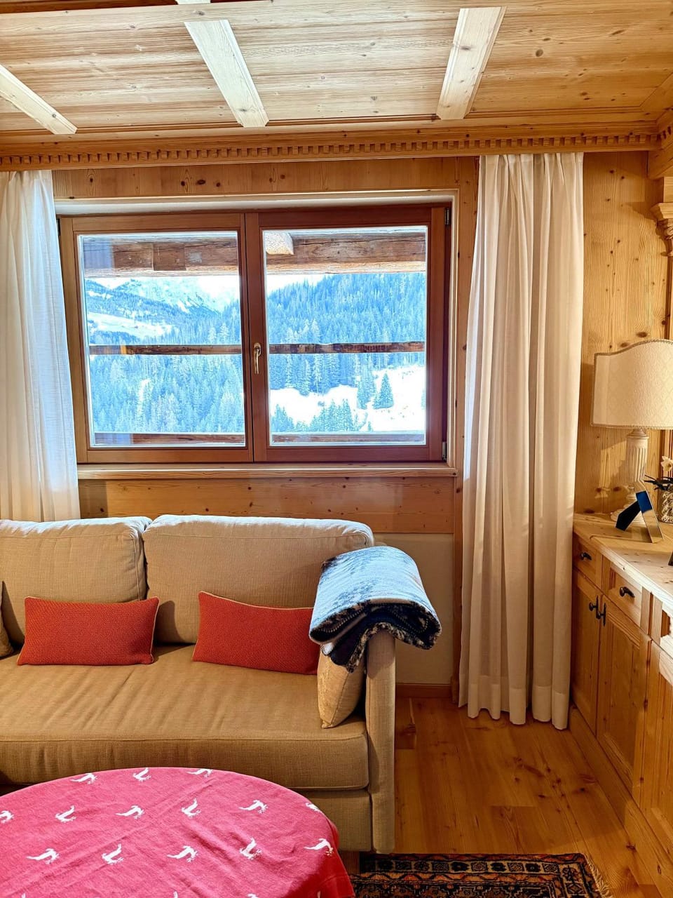 Luxury Chalet at the Foot of the Dolomites by the Castle Apartment in La Villa