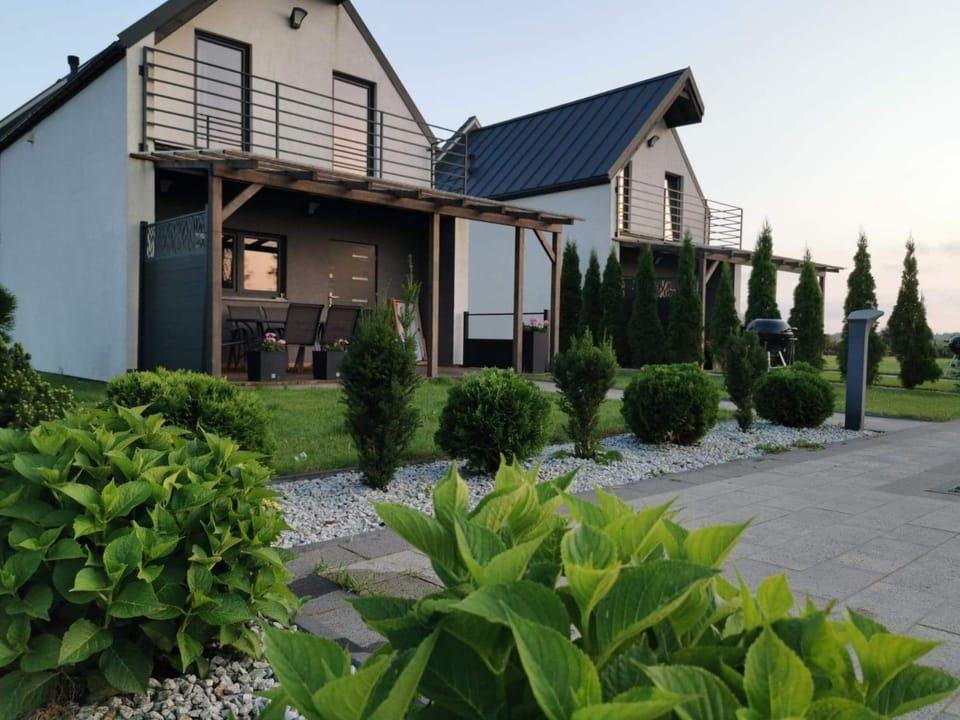 Property building, Garden