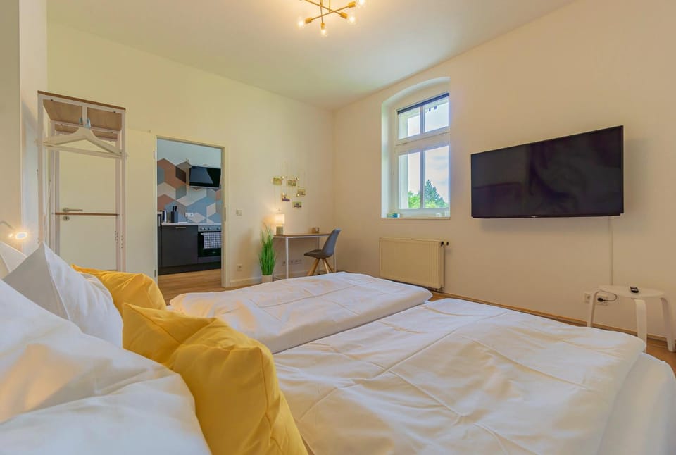 TV and multimedia, Bedroom