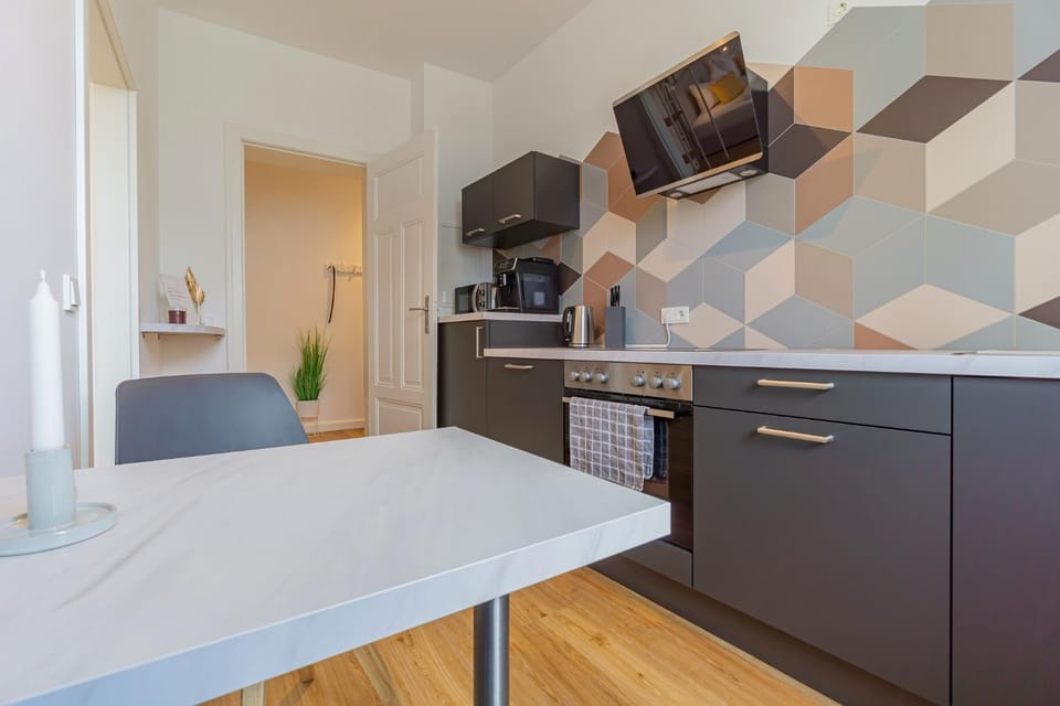 Coffee/tea facilities, Kitchen or kitchenette, kitchen