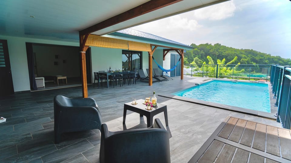 Patio, Swimming pool
