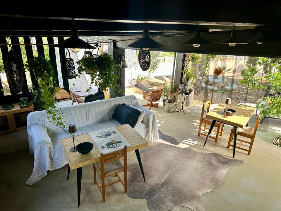 Loft pour sauvages modernes Bed and Breakfast in La Cadière-d'Azur