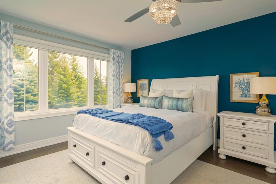 Five-O at Snow: Free Shuttle to Blue House in Grey Highlands
