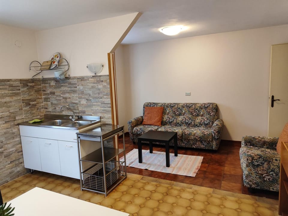 Alloggio Matrimoniale vicino Asiago (Roana) Apartment in Veneto