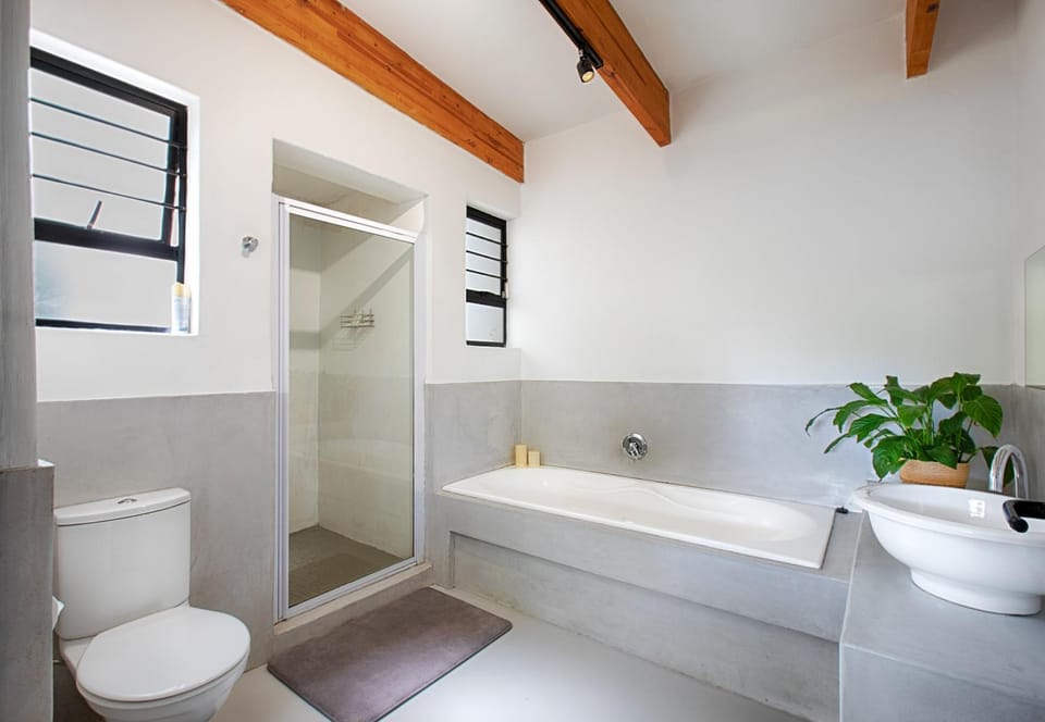 The Risa House Bed and Breakfast in Roodepoort