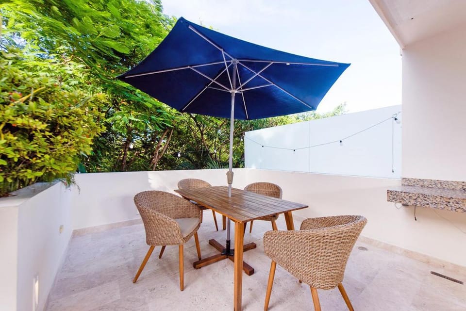 Balcony/Terrace, Seating area, Dining area