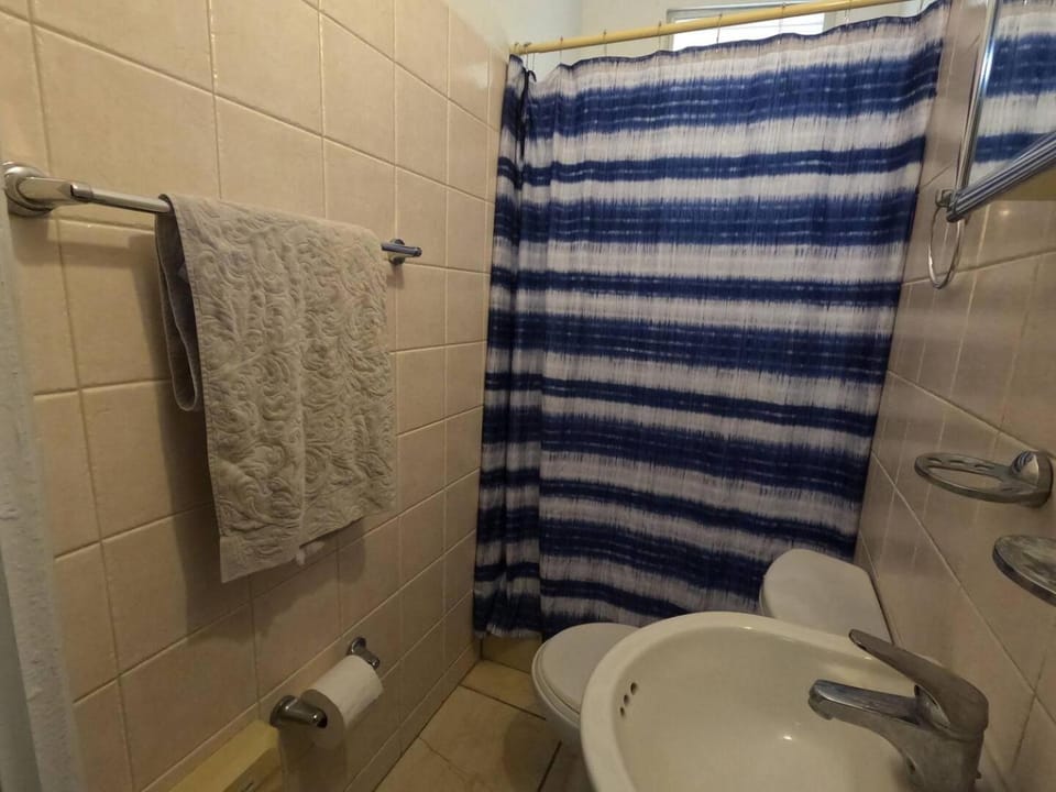 WiFI, Workspace , Perfect Location & Parking Apartment in Ponce