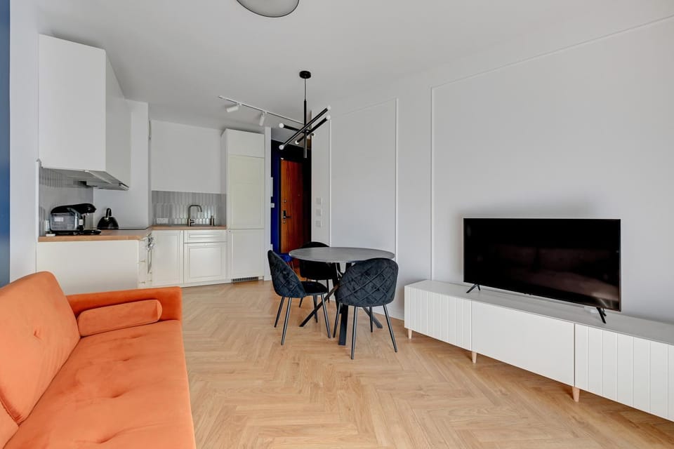 Quiet and large apartment to work and rest-4people Apartment in Gdansk