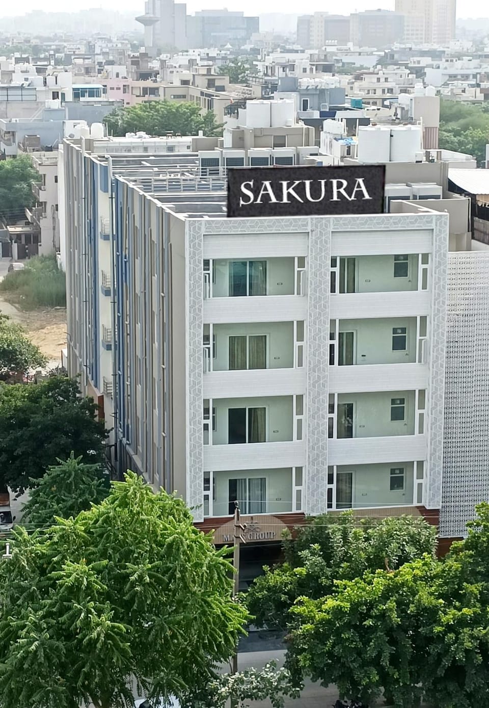 Property building, Nearby landmark, Property logo or sign, Neighbourhood, City view, Landmark view, Street view