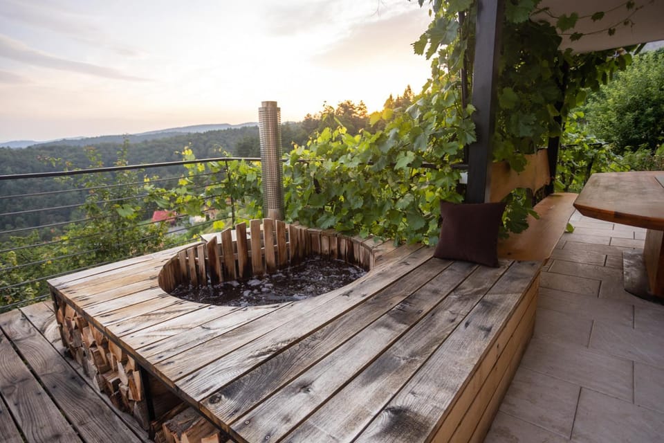 Hot Tub, Balcony/Terrace