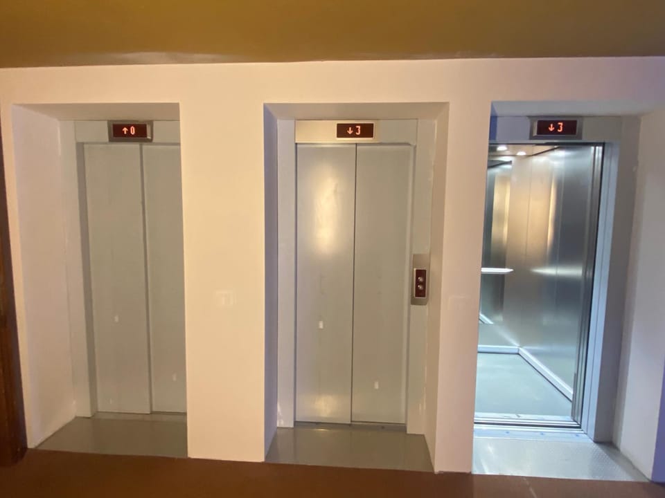 elevator