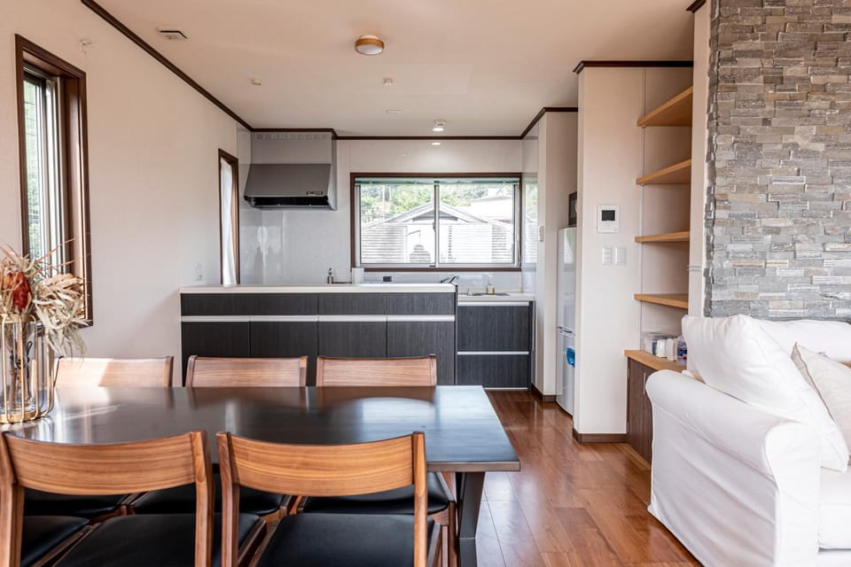 Villa Sunshine House in Shizuoka Prefecture