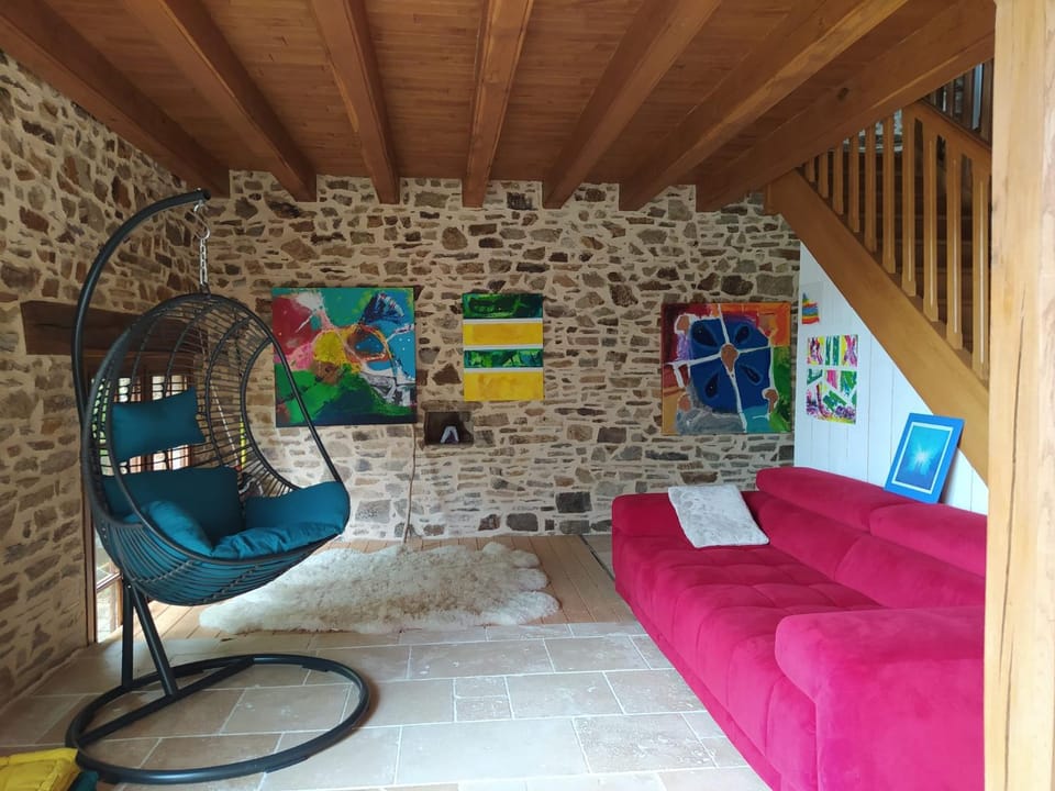 Gîte de charme en Dordogne avec Piscine et jardin House in Nouvelle-Aquitaine