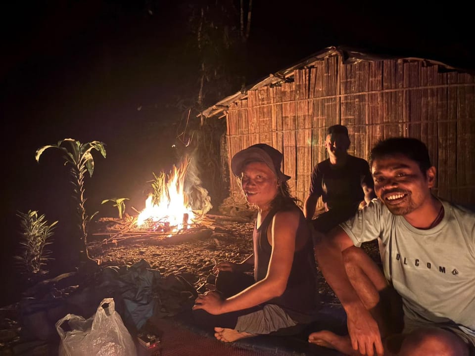 Jhony's Backpacker-Guest House only stay here book treking with us Bed and Breakfast in Indonesia