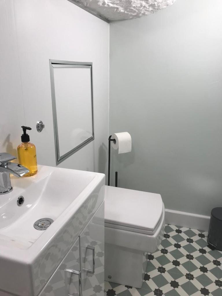 1Bed Golfhill Cottage Apartment in Scotland