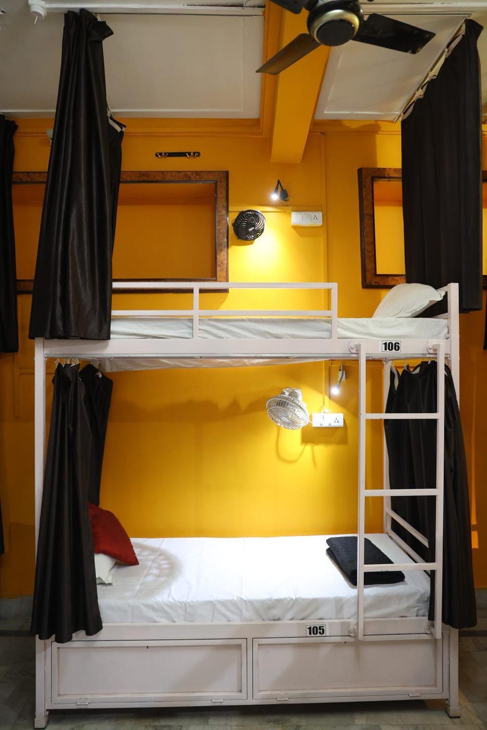 bunk bed