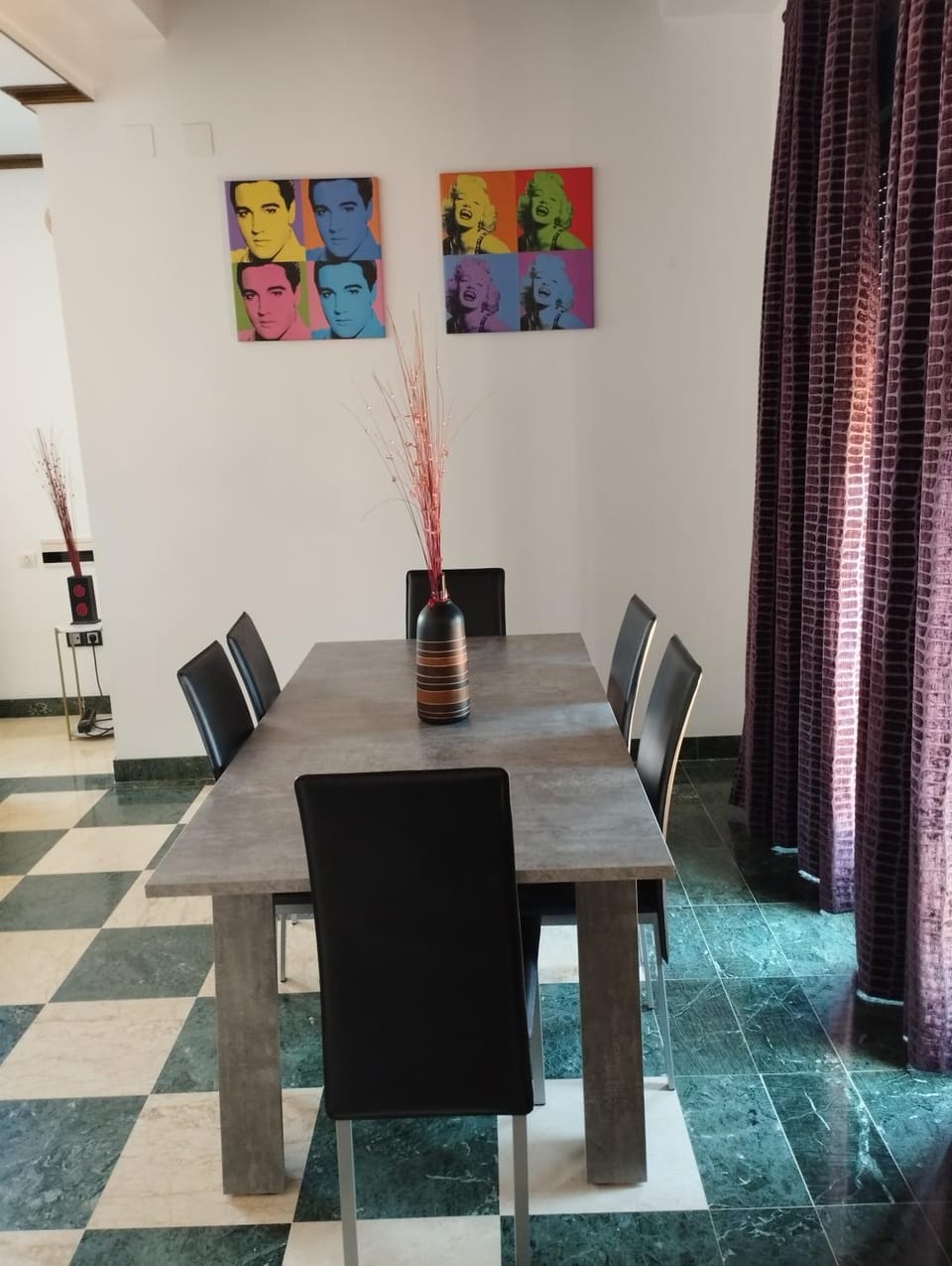 Living room, Dining area