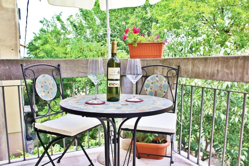 View (from property/room), Balcony/Terrace