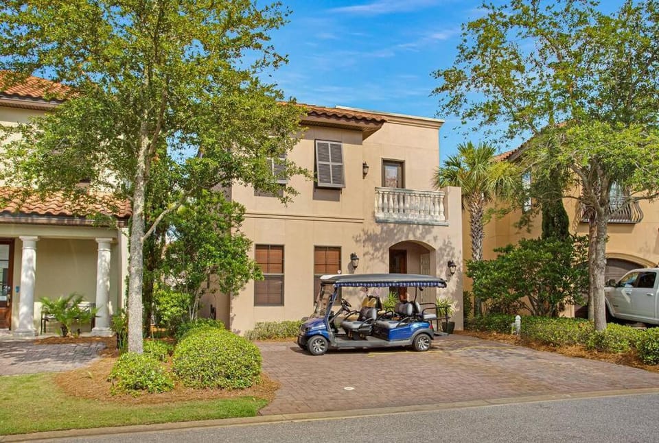 Large 5-BR in golf and beach resort - 2 golf carts House in Miramar Beach
