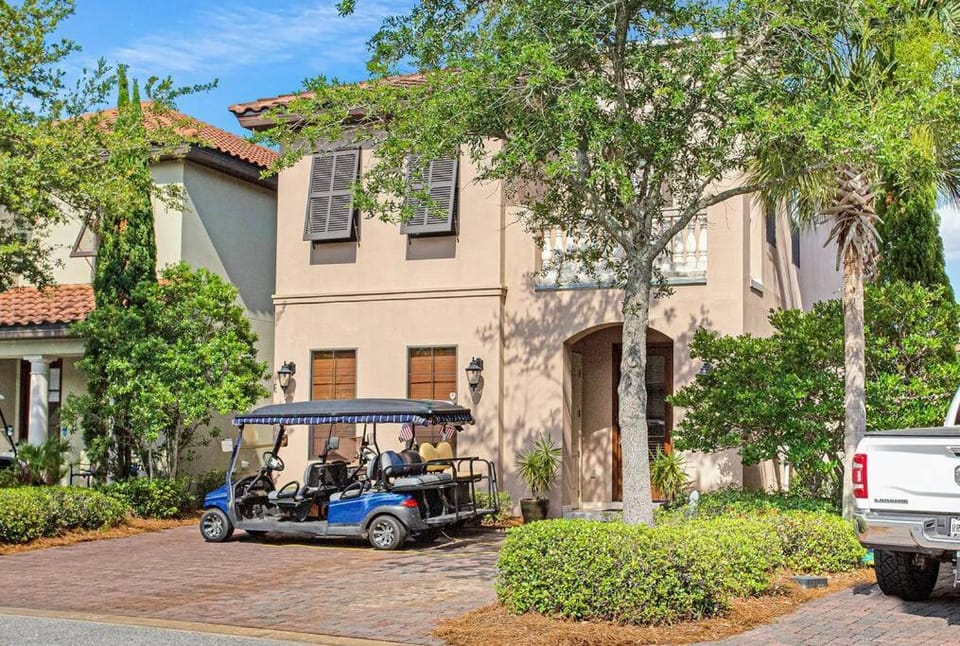 Large 5-BR in golf and beach resort - 2 golf carts House in Miramar Beach