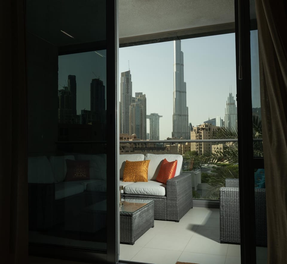 Nearby landmark, Balcony/Terrace