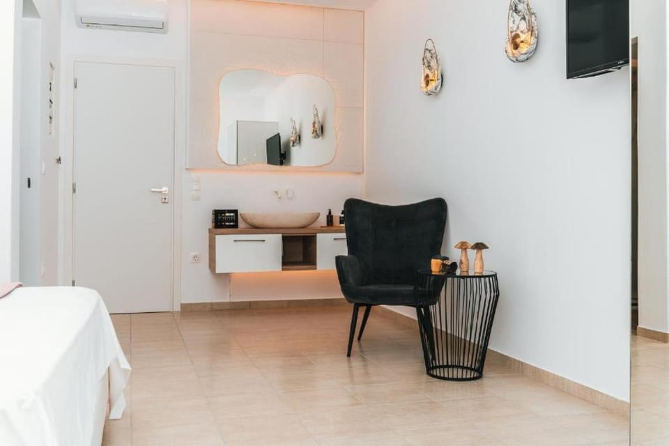 Bed, TV and multimedia, Bedroom, air conditioner