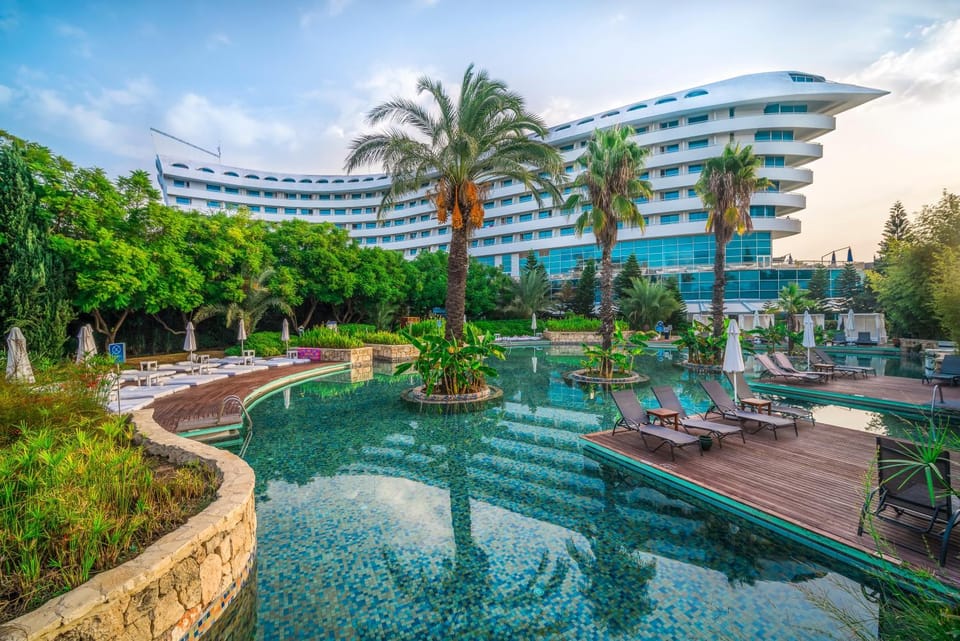 Property building, Swimming pool