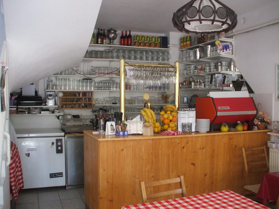 Lounge or bar