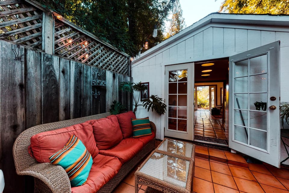 Vineyard Cottage House in Guerneville