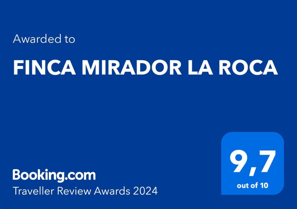 Cabañas Mirador La Roca Luxury tent in Cundinamarca, Colombia