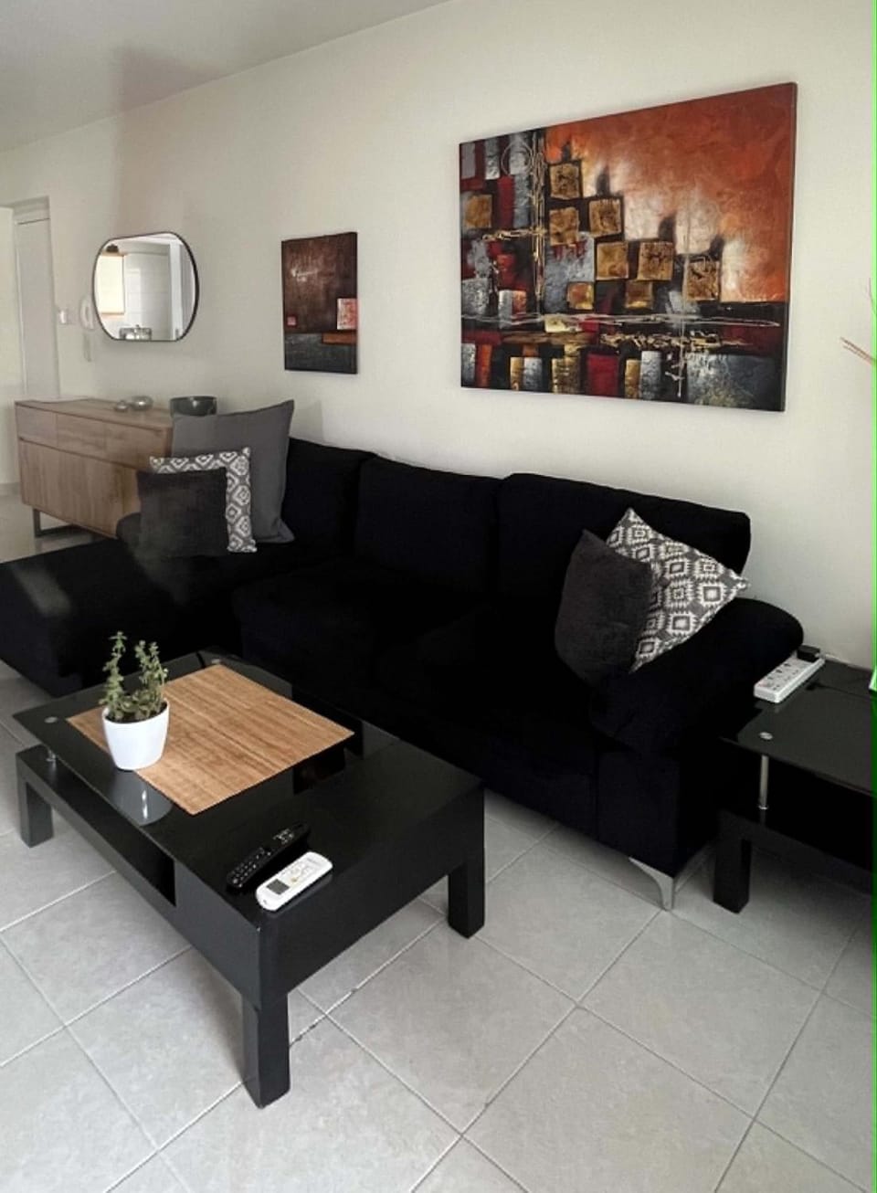 Living room, Seating area