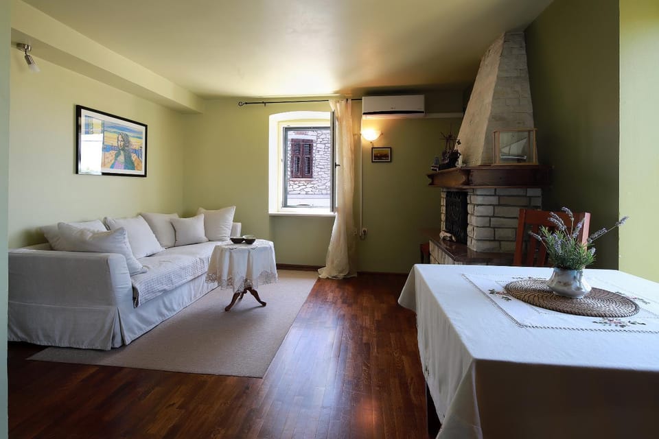 Apartments Casa Garibaldi Bed and Breakfast in Istria County