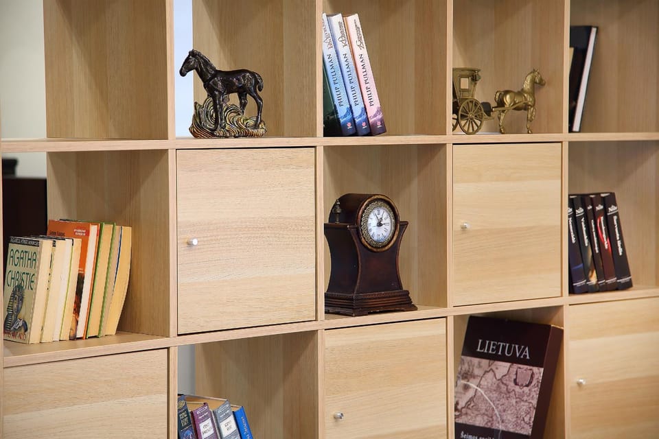 Decorative detail, Seating area