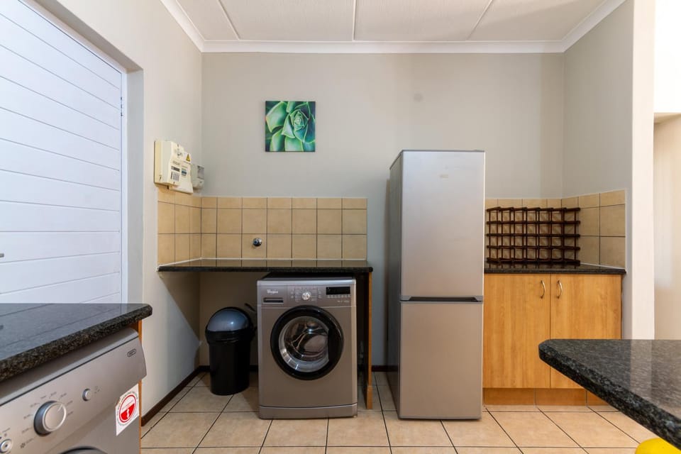 82 NOLE 2bed 2 bath apartment Apartment in Gauteng