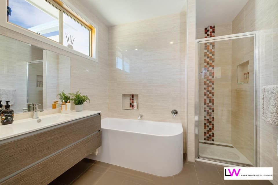 Shower, Toilet, Bathroom, Bath, heating