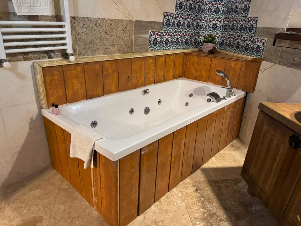 Aşk-ı Nare Cave Hotel - Swimming Pool & SPA Hotel in Turkey