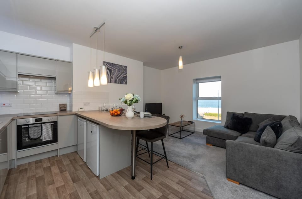 Sea Views Modern Two Bedroom Apartment Apartment in Lowestoft