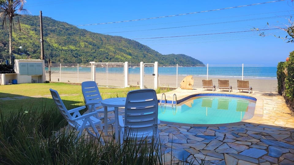 Pool view, Sea view, Swimming pool, sunbed