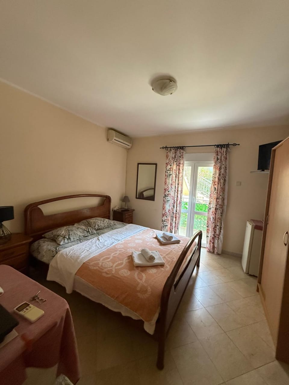 ROOM on the sea with free we-fi Apartment in Dobrota