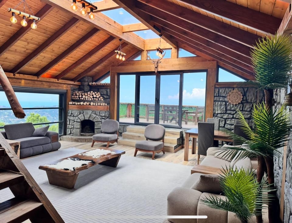 Patio, Day, Natural landscape, View (from property/room), Balcony/Terrace, Living room, Seating area, Mountain view