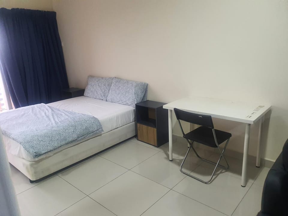 Lovely studio condo with balcony & pool @ Suria Jelutong Apartment in Selangor, Malaysia