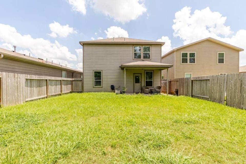 N-E-G House - near DAVID WAYNE HOOKS Airport House in Houston